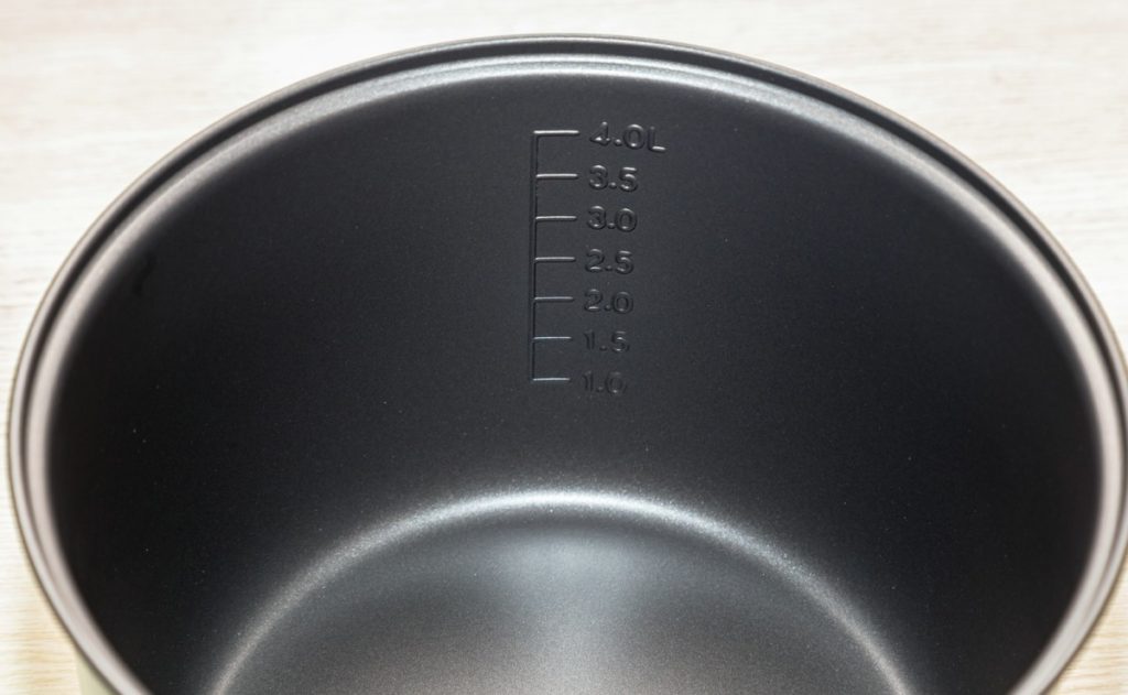 Pourquoi le multicuiseur ne s'allume pas: causes possibles et algorithme d'actions pour éliminer le problème